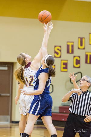 2013-12-18_SEHS Girls Basketball vs Rootstown-62
