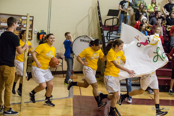 2013-12-18_SEHS Girls Basketball vs Rootstown-51