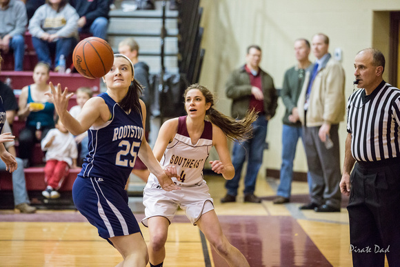 2013-12-18_SEHS Girls Basketball vs Rootstown-64